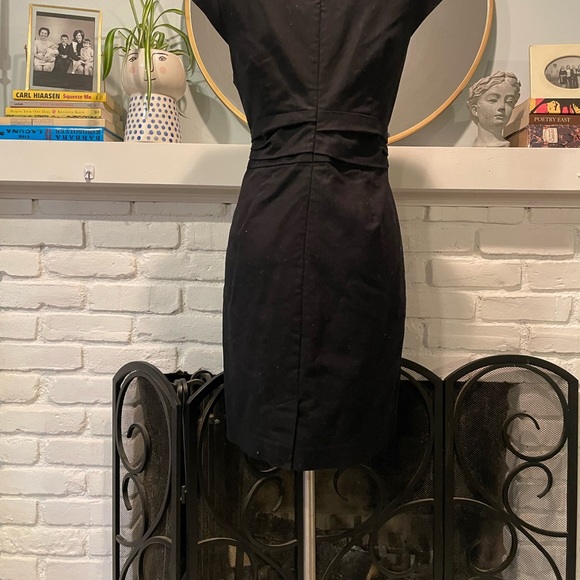 Banana Republic little black pencil dress size 12 petite - Picture 2 of 4
